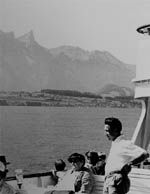 Die Familie entdeckt die Schweiz und ist in meinen heutigen Gefilden unterwegs: Thunersee, ca. 1958 (Klicken für grössere Fassung)
