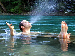In der Aare, 14.7.2003