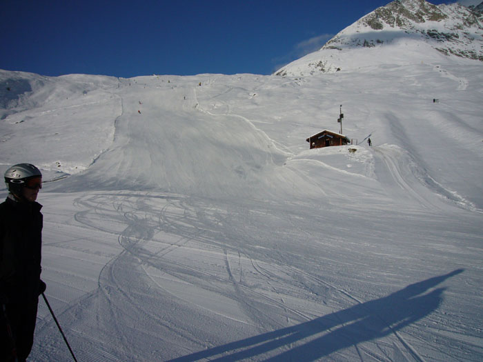 Viel Schnee hats nicht wirklich...
