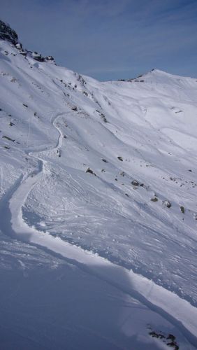 Der Spazierweg Männlichen-Scheidegg wurde diesmal eher ausgegraben statt gepfadet
