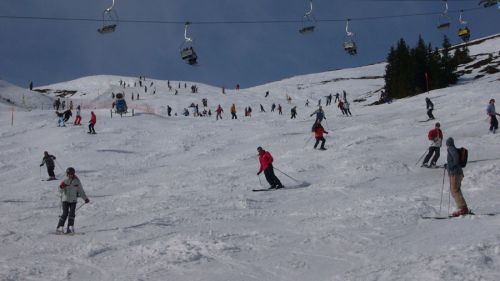 Uff, diese Menschenmasse, diese Sulzschneehaufen... ächz
