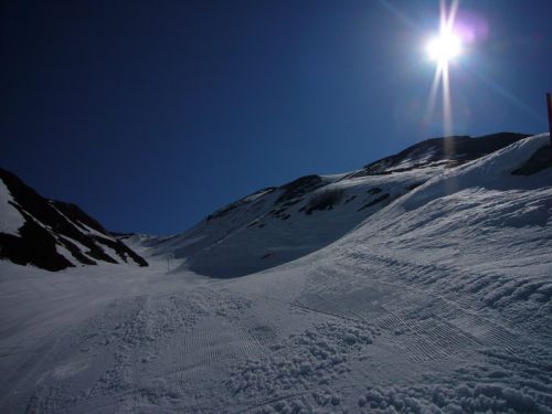 11. April 2007, an meiner Beinbruch-Stelle vom 13. April 2001 im Val da Stiarls
