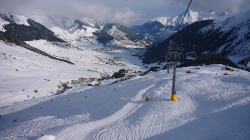 Die Piste direkt nach Mulinatsch ist noch nicht bereit
