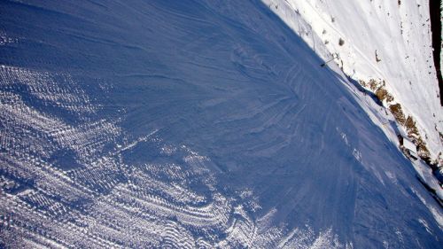 Milez-Mulinatsch noch in der Produktion - [url=http://www.jacomet.ch/themen/skilift/album/displayimage.php?pos=-5713]vor einem Jahr sah es noch so aus[/url]...
