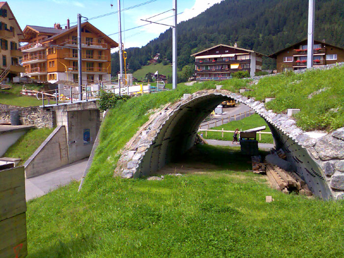 Die neue Skipistenunterführung "Sengg" in Wengen  (2. August 2008)
