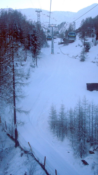 Ein genialer Skitag geht zu Ende - [url=http://www.jacomet.ch/themen/skilift/album/thumbnails.php?album=181]und wir dachten letztes Jahr[/url], schöner würde es nimmer...
