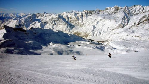 Ventina: Traumhafte Verhältnisse bis runter ins Dorf
