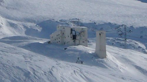 LSAP-Stationen der alten Testa-Bahnen - [url=http://www.alpinforum.com/forum/viewtopic.php?f=32&t=16300&p=468543#p468543]geniale Infos und Bilder dazu aus nächster Nähe hier[/url]
