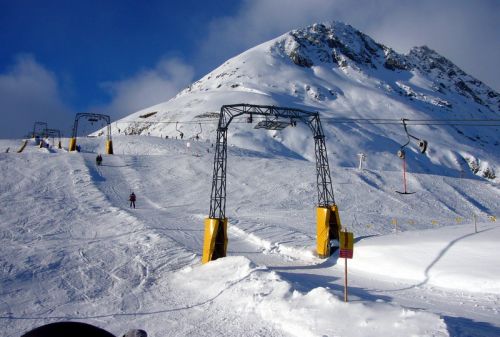 Tegia Gronda mit den coolen neuen Gehängen (waren worher am Doppellift Milez - Cuolm Val)
