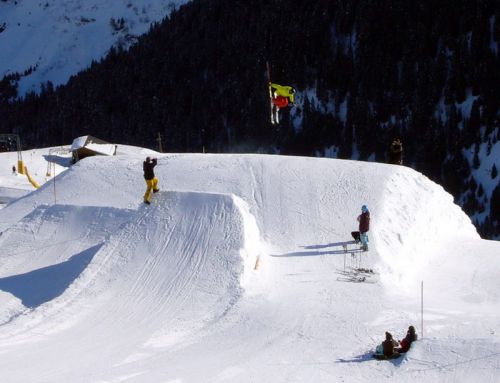 Snowpark Tegia Gronda, 24. Dezember 2008 (Foto: Andi Jacomet)
