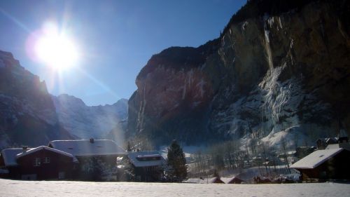 Start nach Wengen durchs Lauterbrunnental am Freitagmittag, 9. Januar 2009
