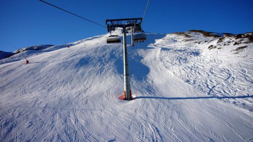 6KSB Honegg: Auch hier - ohne Kunstschnee wärs aper
