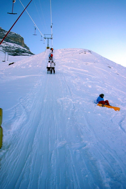 Auch hier wieder: Wieso geht man auf den Salzegglift, wenn man nicht Skilift fahren kann? Bitte einfach im Tal bleiben - wir danken herzlich.
