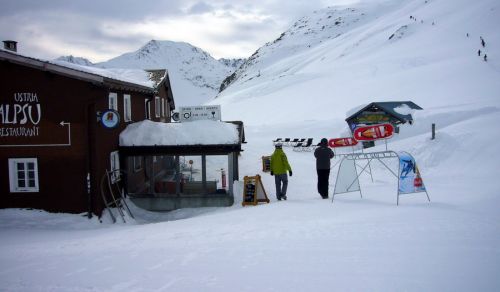 26. Februar 2009 - viel Schnee am Oberalppass
