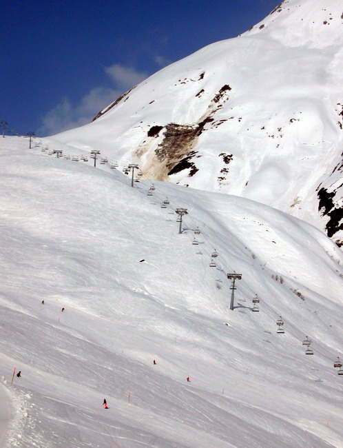 Schneerutsch bei Cuolm Val
