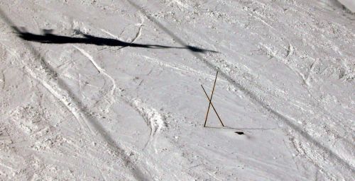 Antienis Kreuz ganz eingeschneit - sehr selten
