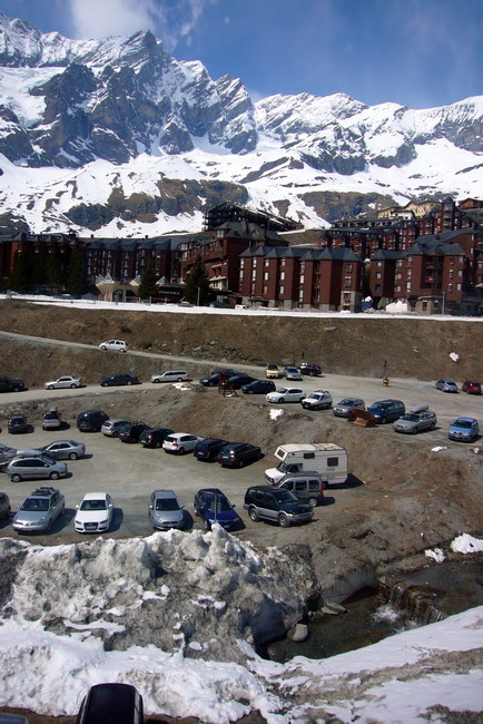 Hui... das ach so charmante Cervinia...
