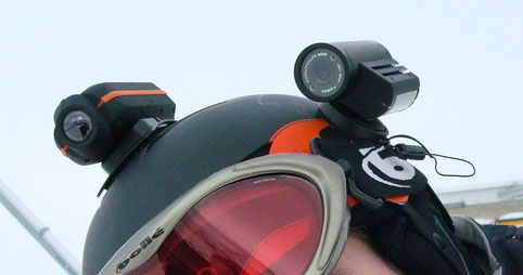 Momentan teste ich für die Berner Zeitung zwei Helmkameras, [url=http://www.youtube.com/watch?v=n28in-nkCjc]hier ein Beispielvideo (Contour 1080HD, seitlich am Helm angebracht)[/url] und [url=http://www.youtube.com/watch?v=mTbUpEJCoUI]hier ein weiteres (Drift X170)[/url] von heute Nachmittag
