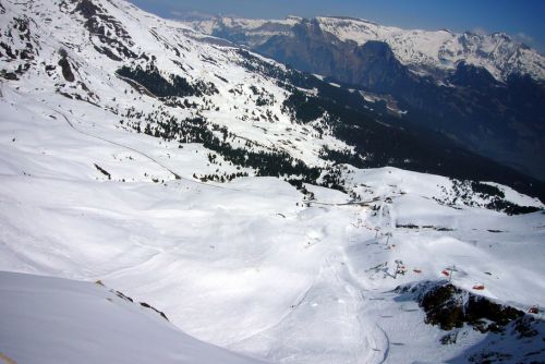 Sobald die Wixipisten zu sulzig sind, ab zur Salzegg - hier wars bis am Schluss super (Ausnahme wie immer die Horrorstrecke Salzegg-Arvengarten)
