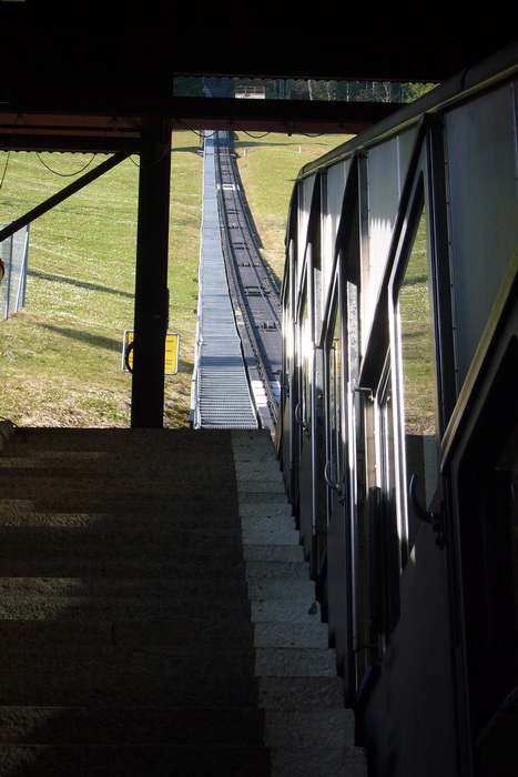 Standseilbahn ausser Betrieb - bin ich 1977 letztmals gefahren, als ich das bisher erste und letzte Mal hier war
