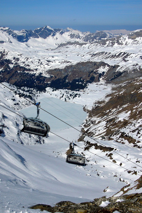Sicht zur Engstlenalp und nach Melchsee-Frutt (die hier durch geplante Skigebietsverbindung ist zu bekämpfen)
