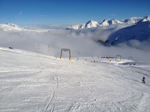 Nebel zieht schnell auf aus dem Unterland
