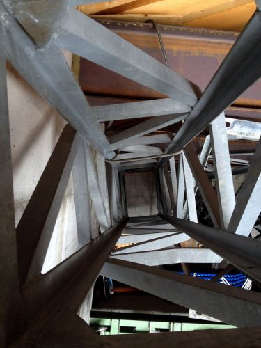 1. April 2013
