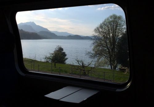 Heimreise entlang des Thunersees
