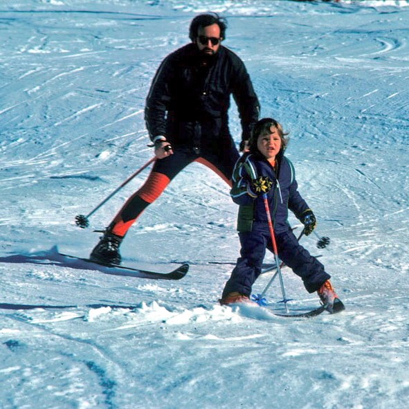 Sedrun-Valtgeva, Winter 1975 - der Galeriebetreiber feiert dieses Jahr 40 Jahre Skifahren
