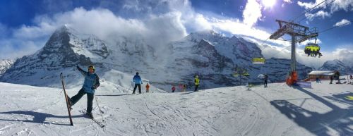 Seit über 30 Jahren ein gutes Skiteam!
