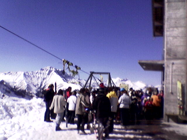 April 2005
