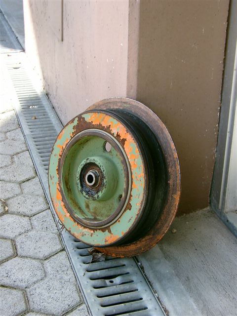 Rad des Liftes Stierengrimmi, Jakob Schuler / [url=http://www.skilift-nostalgie.ch]skilift-nostalgie.ch[/url]
