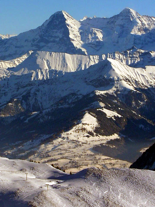 Bergstation Skilift Lasenberg, Eiger und Mönch, Dezember 2005
