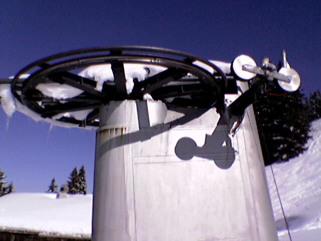 März 2005
