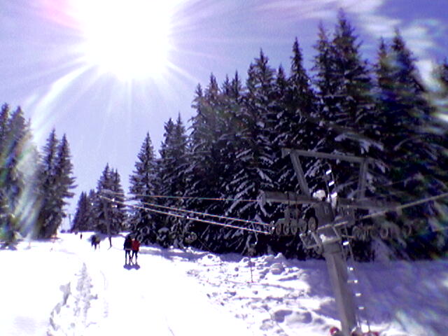 März 2005

