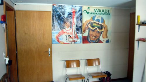 Maria und Bernhard begrüssen uns... voll retro!
