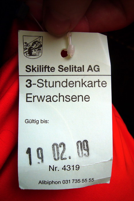 Die 3-Stunden-Karte von heute (25 Franken, recht viel für nur gut zwei Drittel des langen Liftes)
