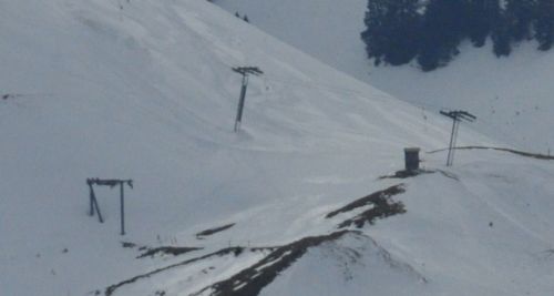 Blick zum Skilift Schwefelbergbad, [url=http://www.alpinforum.com/forum/viewtopic.php?f=53&t=30464&p=4614107]Foto-Bericht und Details dazu hier[/url]
