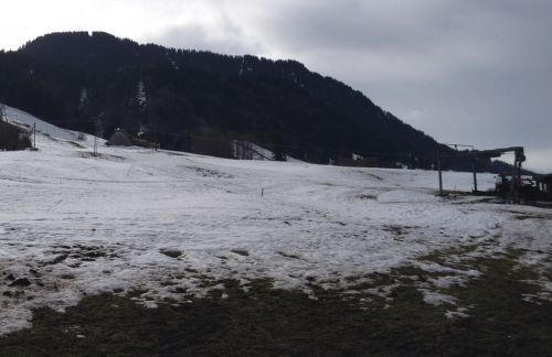 Begegnung auf dem Weg nach Heiligkreuz: Skilift Schüpfheim, 9. März 3013
