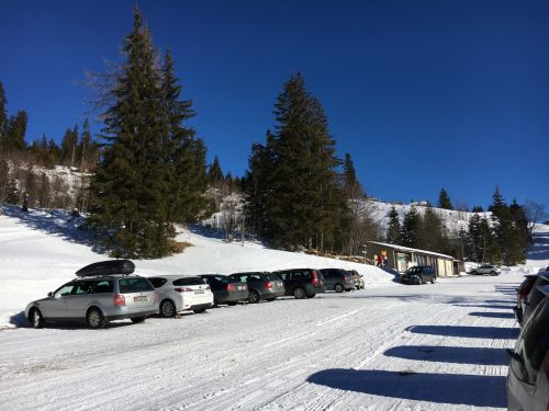 Skilift-Parkplatz
