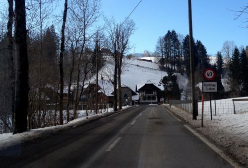 In Rüschegg-Graben gehts links
