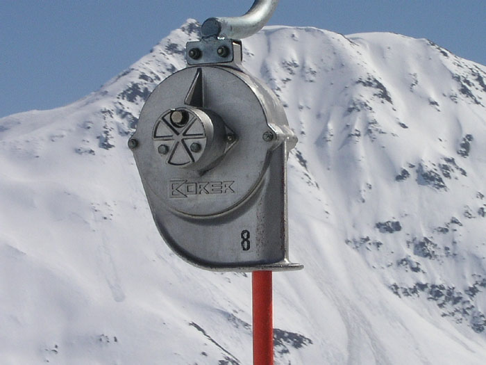 Skilift Alpsu -  - PDF-Downloads dazu: [url=http://www.jacomet.ch/themen/skilift/download/borer-bsg77-prospekt-130dpi.pdf]Gehänge-Broschüre Borer BSG 77[/url] (1.4 MB) / [url=http://www.jacomet.ch/themen/skilift/download/borer-bsg77-prospekt-screen.pdf]Kleine Fassung[/url] (schlechtere Ausflösung, 580 KB)
