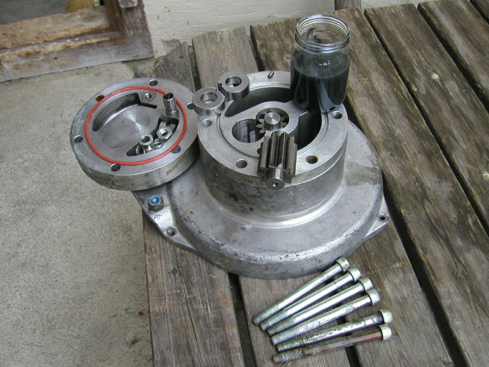 Zerlegte Hydropumpe SL-9H, April 2004
