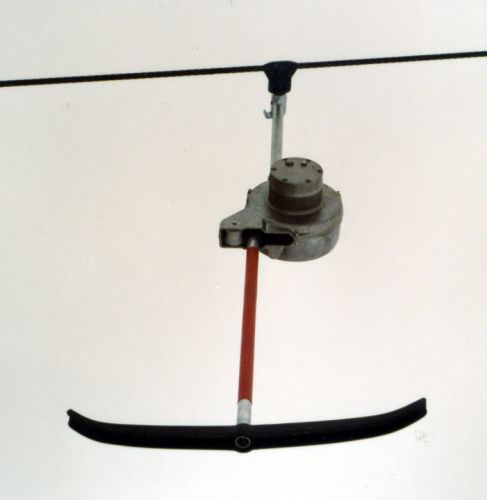 Bild für Werbung "Komfort mit Hydraulik-Gehänge", undatiert, Archiv WSO Oetwil / Nachlass W. Städeli, ca. frühe 1970er-Jahre
