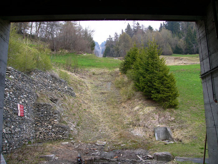 Abbruch Ski- und Sessellift Feldis-Mutta, 13. Mai 2004 (Claude Gentil)
