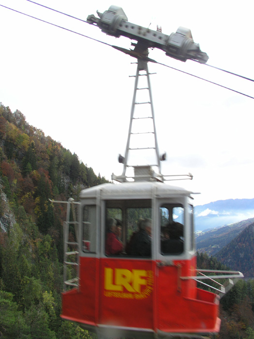 Oktober 2004
