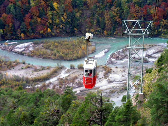 Oktober 2004

