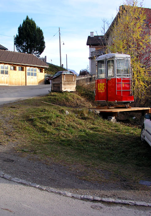 November 2006
