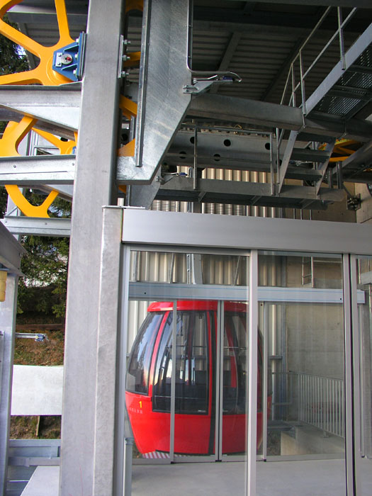 November 2006
