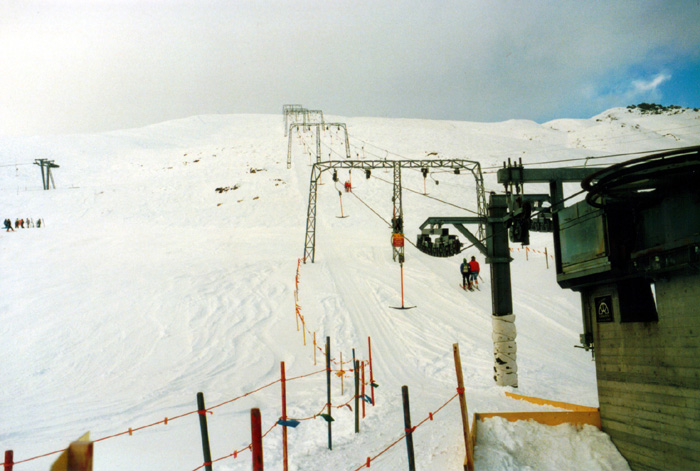 Skilift Cartas (WSO, renoviert durch Garaventa), Januar 1988
